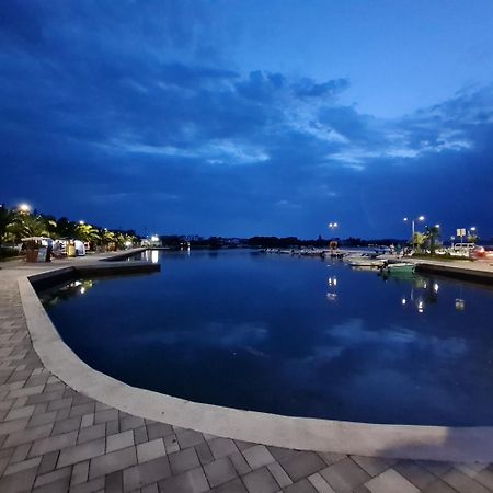 Apartment Mary ซูโกชัน ภายนอก รูปภาพ